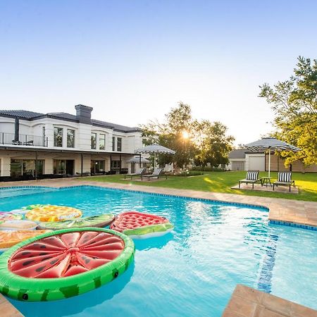 The Feather Hill Boutique Hotel Potchefstroom Exterior foto