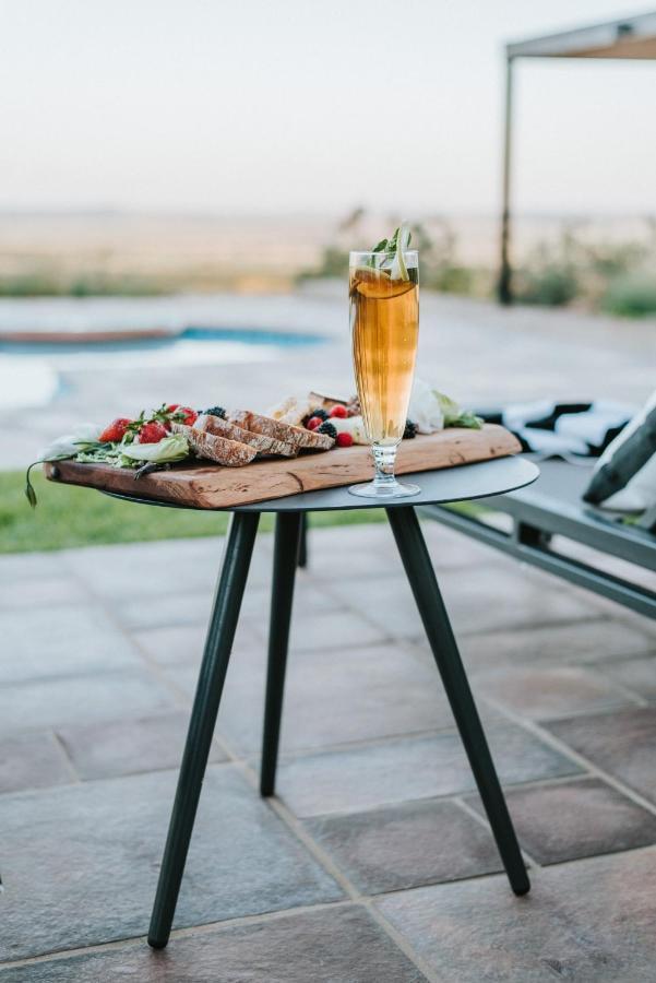 The Feather Hill Boutique Hotel Potchefstroom Exterior foto